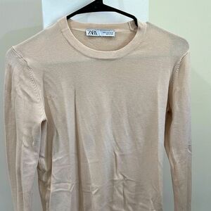Creme Zara sweater M
